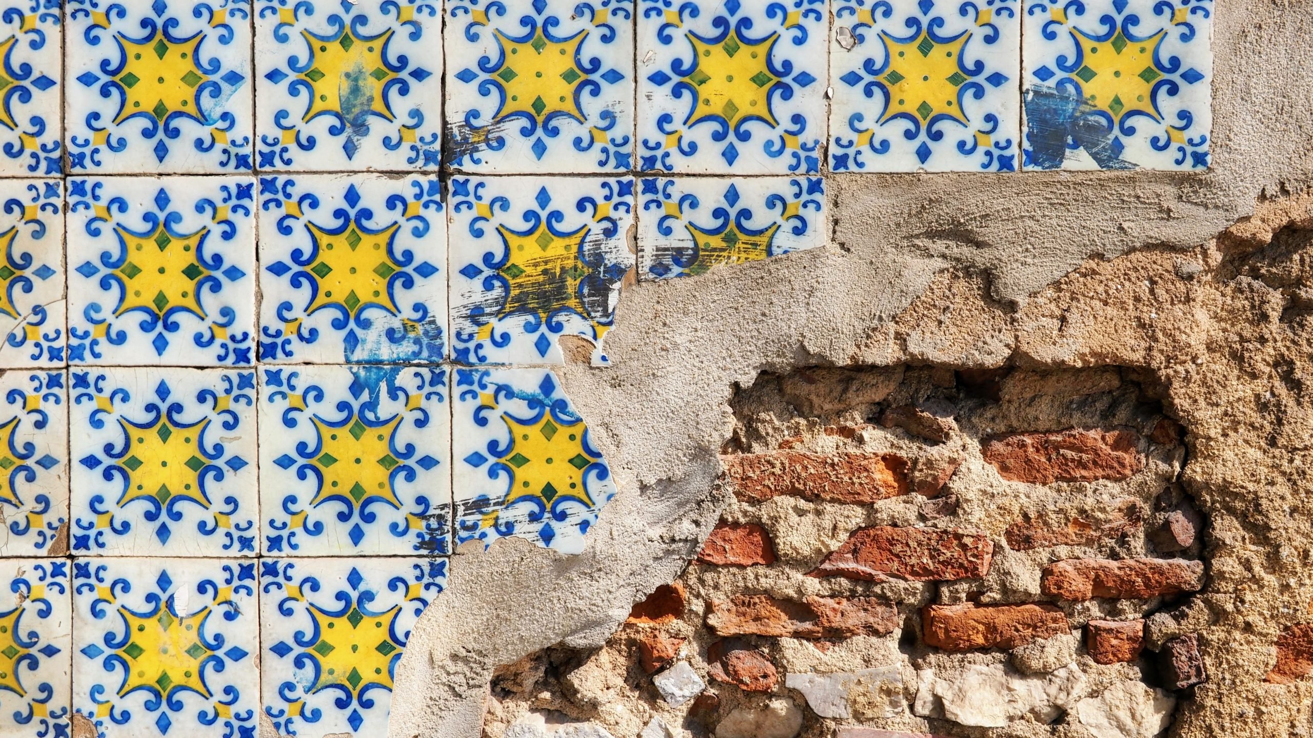 Portugal The Country Of Azulejo Tiles Portugal