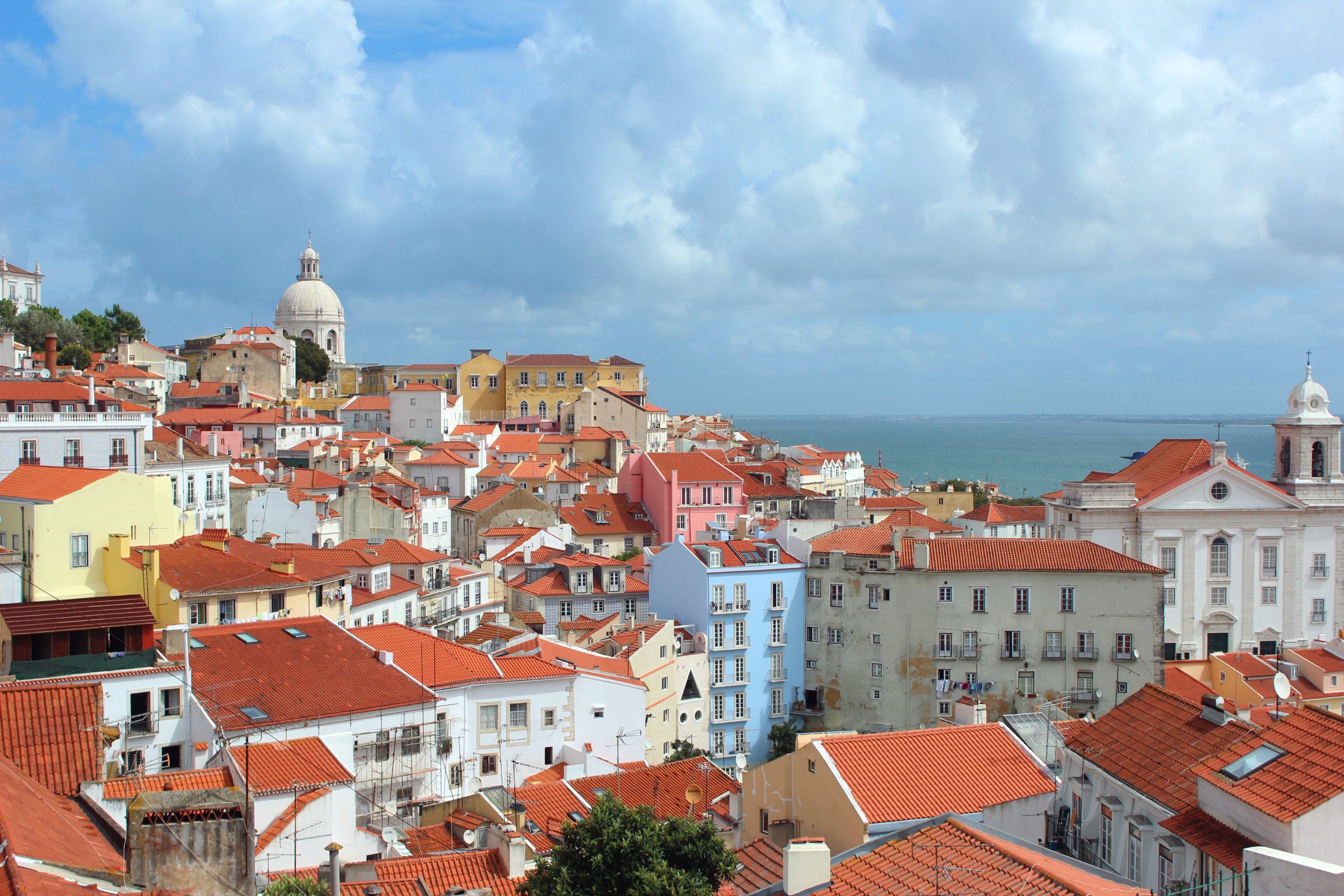 Expat Guide: Moving to Lisbon - Portugal.com