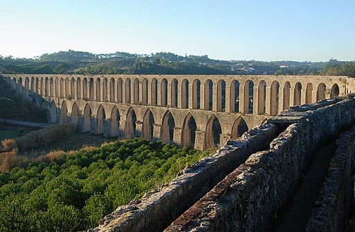 Aqueduct de los Pegões